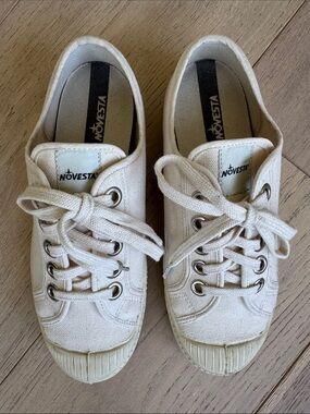 Novesta Natural Canvas Low-Top Sneakers in Off-White